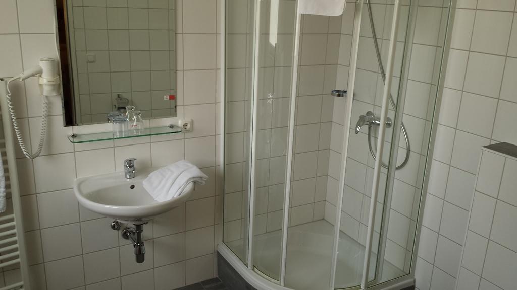 Stiftshotel Garsten Steyr Rum bild
